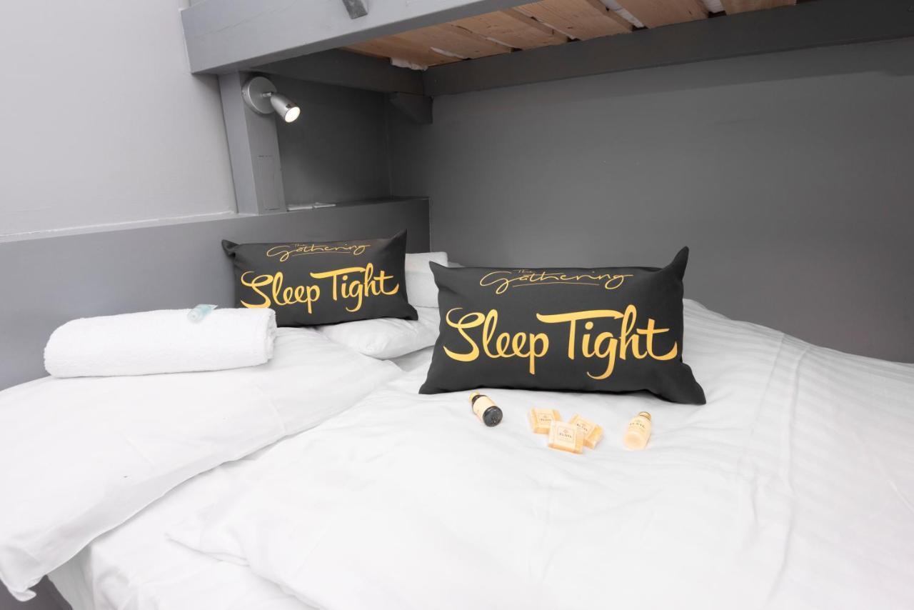 The Lower Gathering - Town Centre - Sleeps Up To 10 Wrexham Ngoại thất bức ảnh