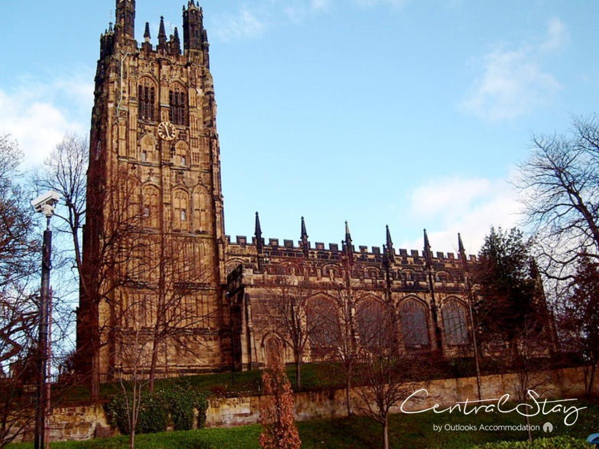 The Lower Gathering - Town Centre - Sleeps Up To 10 Wrexham Ngoại thất bức ảnh